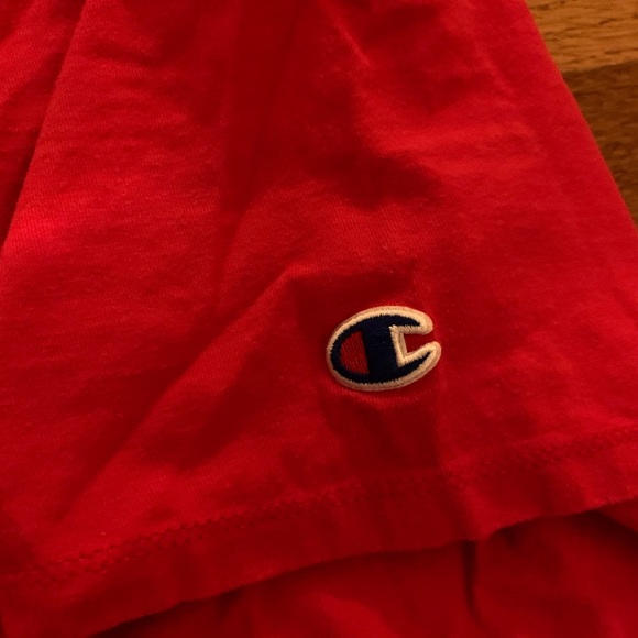 Red Champion T-shirt - Picture 3 of 3